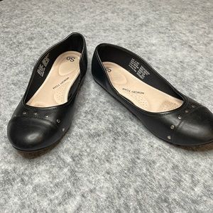 Black Memory Foam Flats